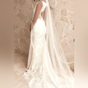 Grace Loves Lace Lumi Veil